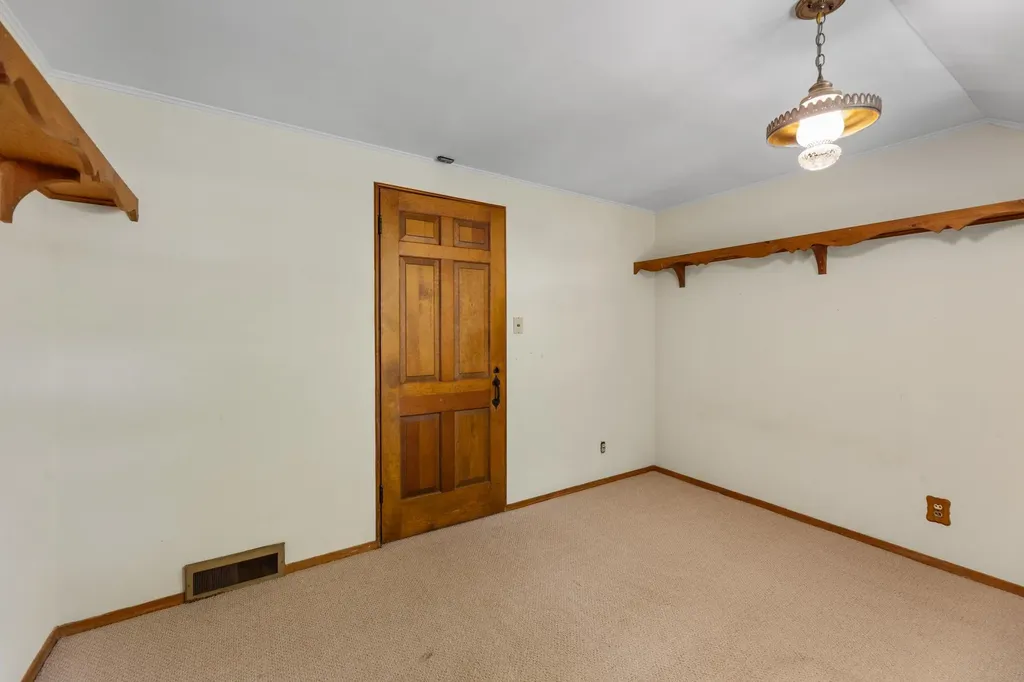 1314 N Willow Lane Wichita KS 67208