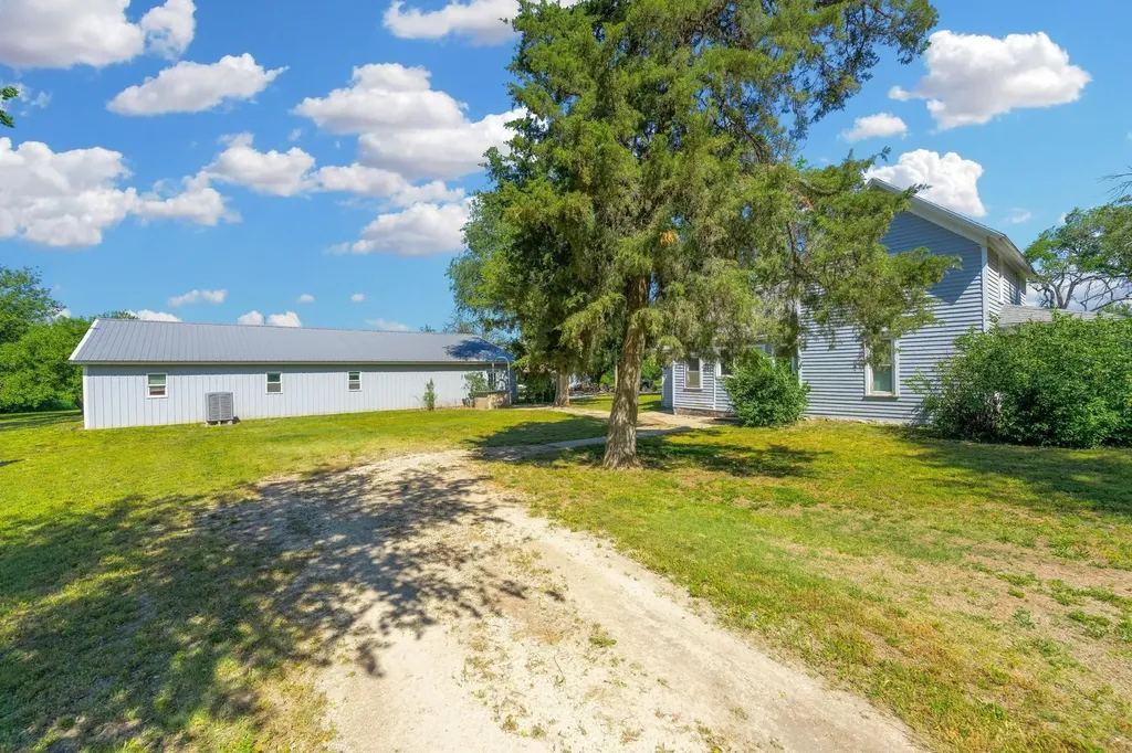5487 SW Shumway El Dorado KS 67042