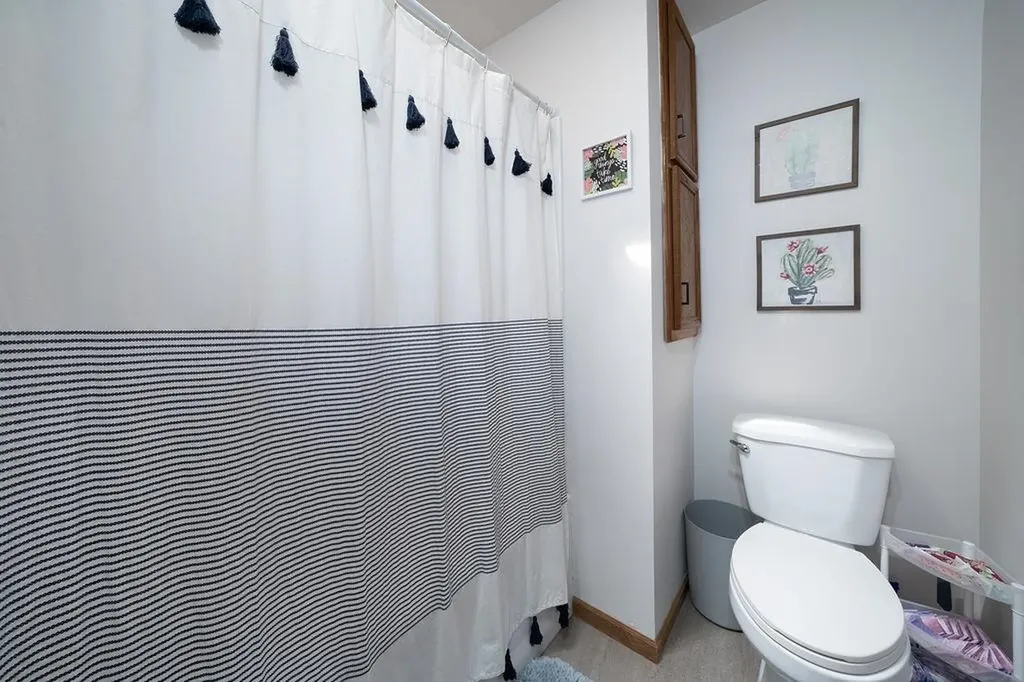 601 E Dover Drive Valley Center KS 67147