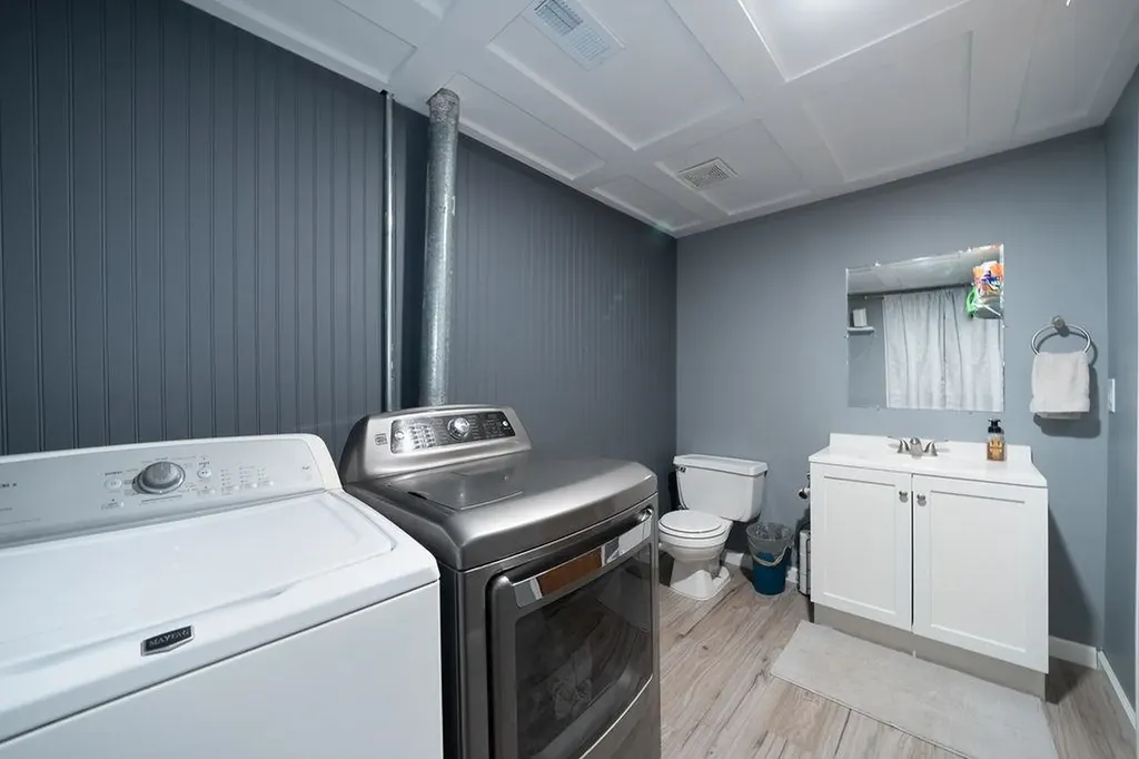 601 E Dover Drive Valley Center KS 67147