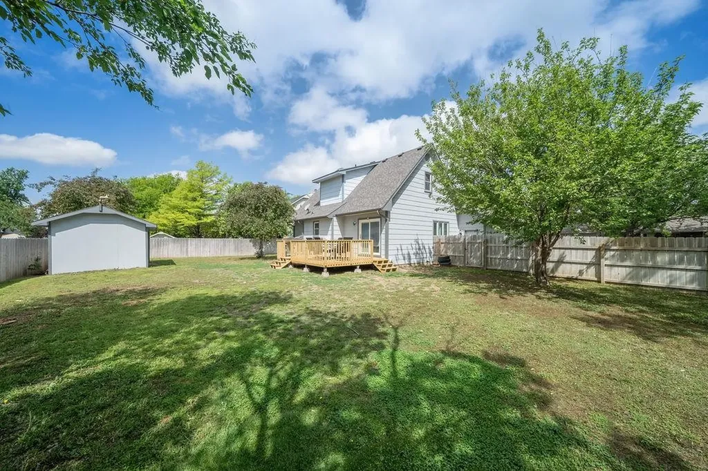 601 E Dover Drive Valley Center KS 67147