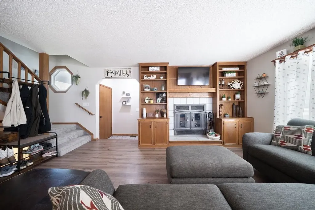 601 E Dover Drive Valley Center KS 67147
