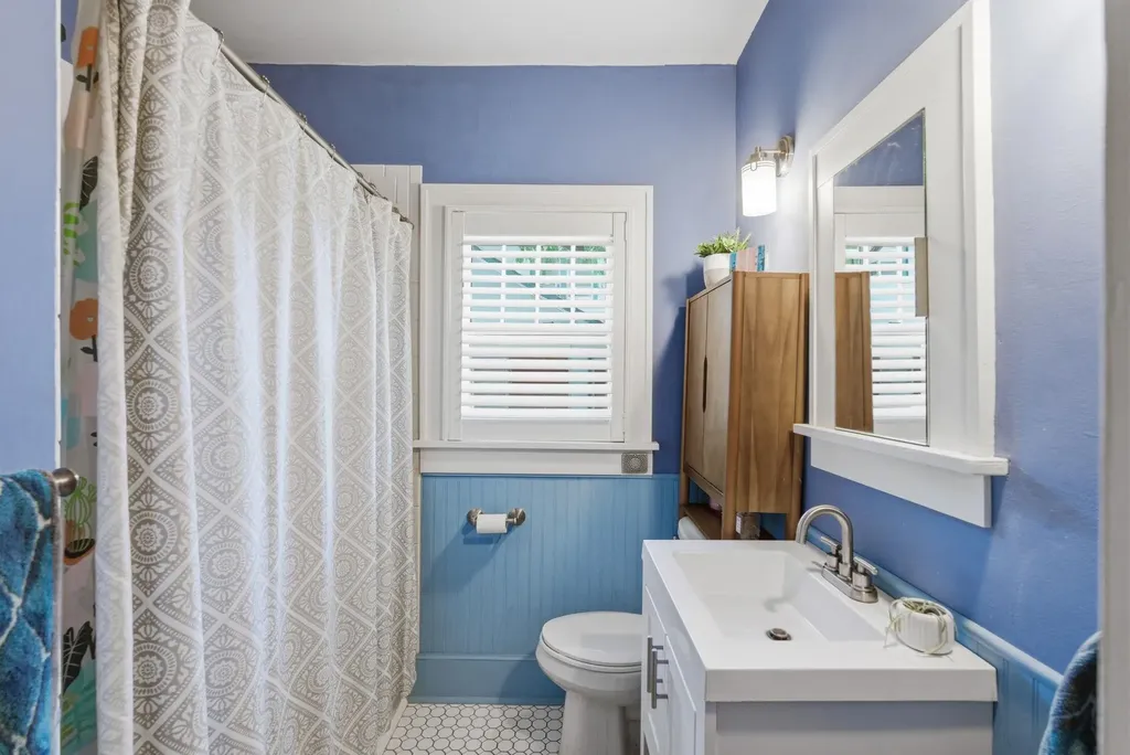 431 N Fountain Wichita KS 67208