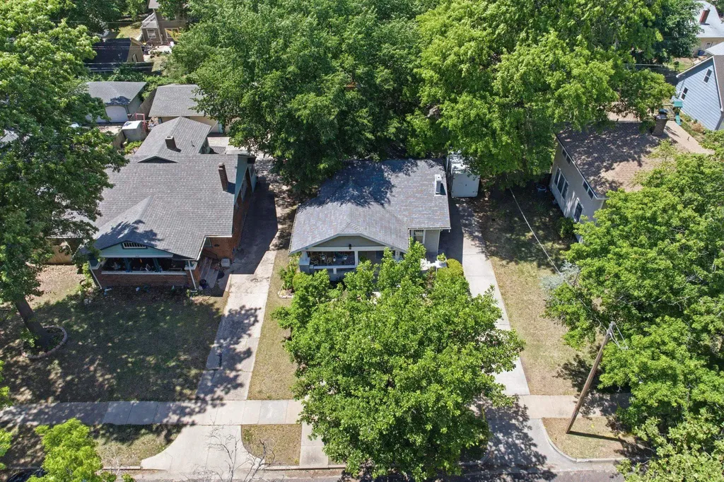 431 N Fountain Wichita KS 67208