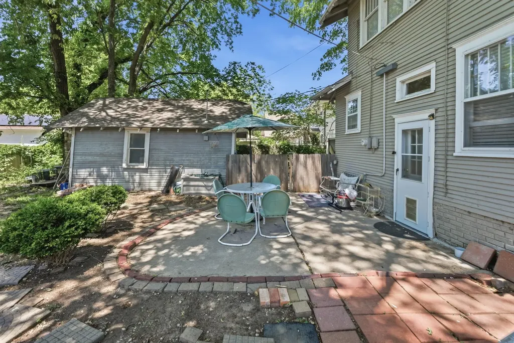 431 N Fountain Wichita KS 67208