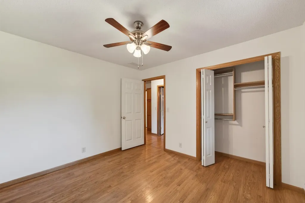 1938 N Burns Wichita KS 67203