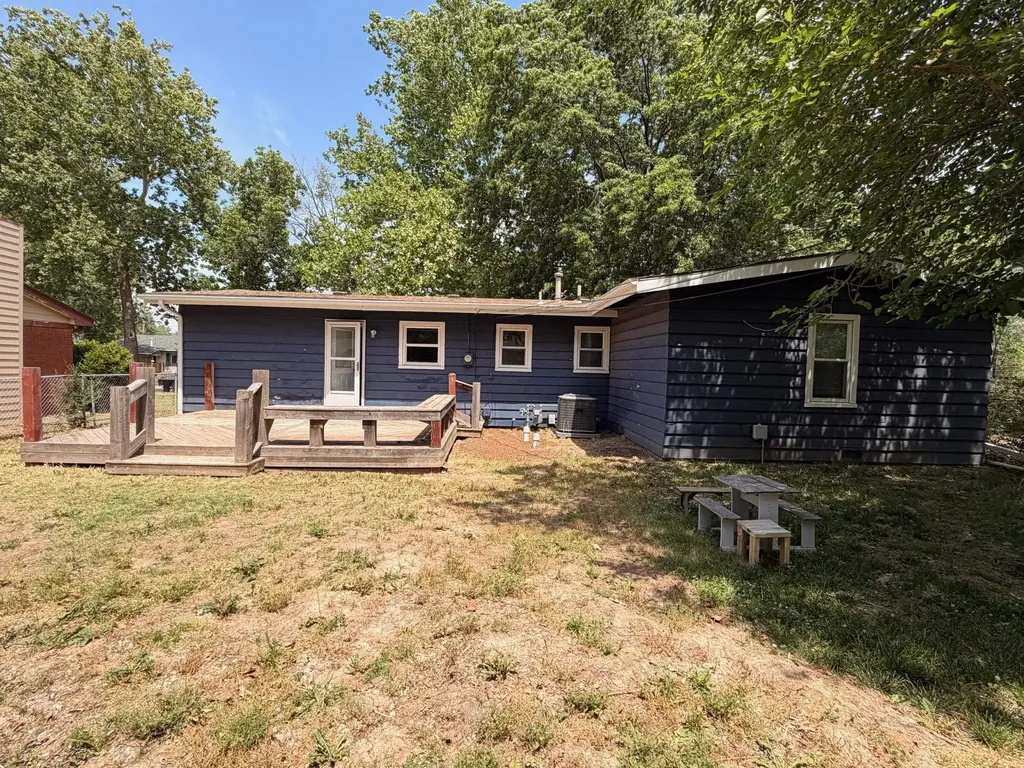 1439 N Community Drive Derby KS 67037