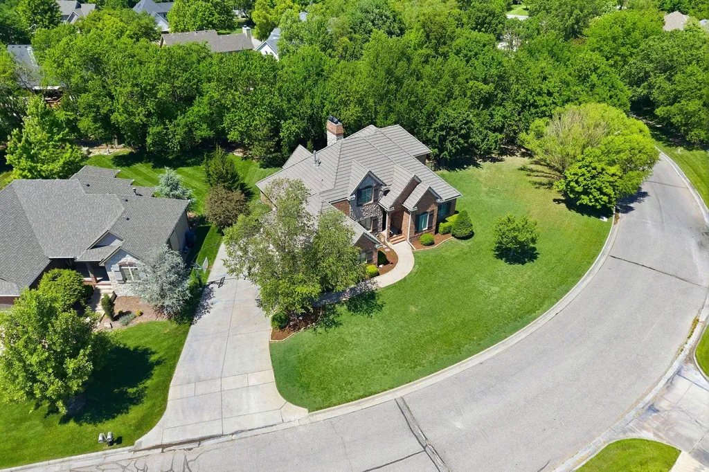 183 N Belle Terre Street Wichita KS 67230