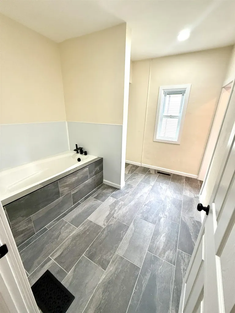 1239 S Main Street Wichita KS 67213
