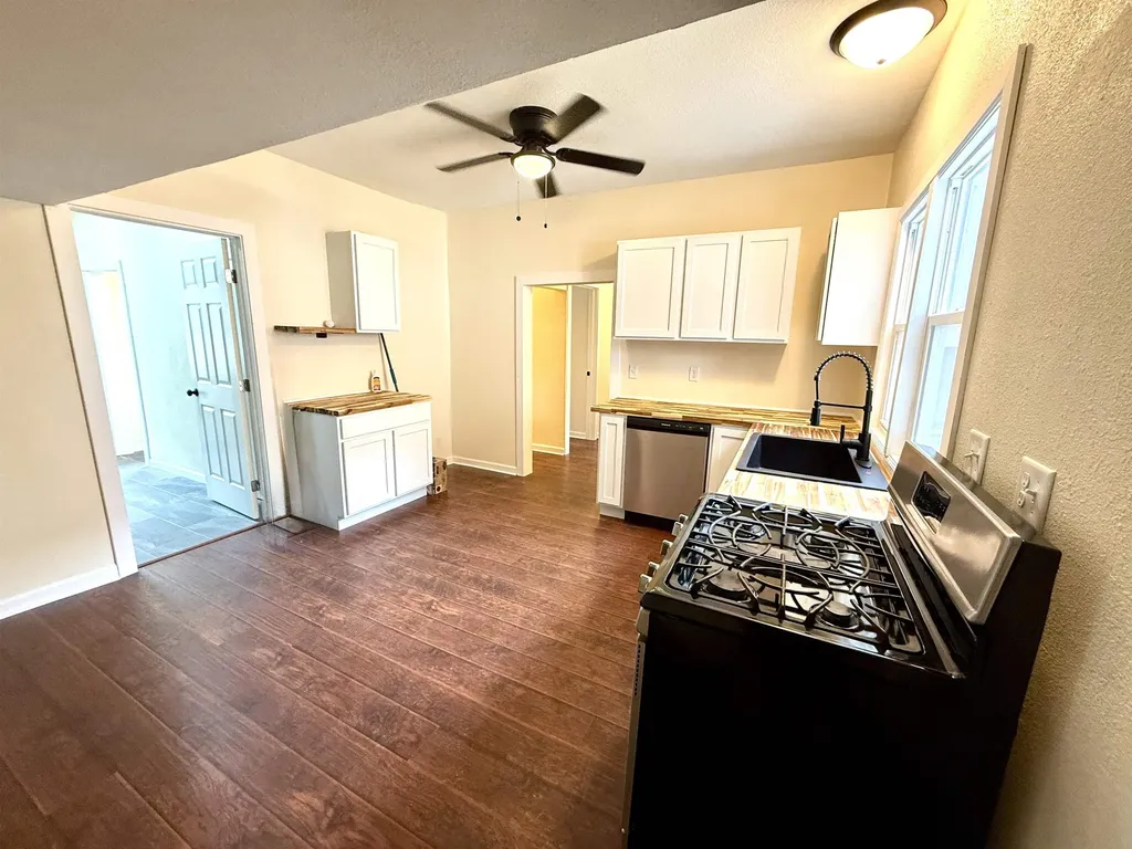 1239 S Main Street Wichita KS 67213