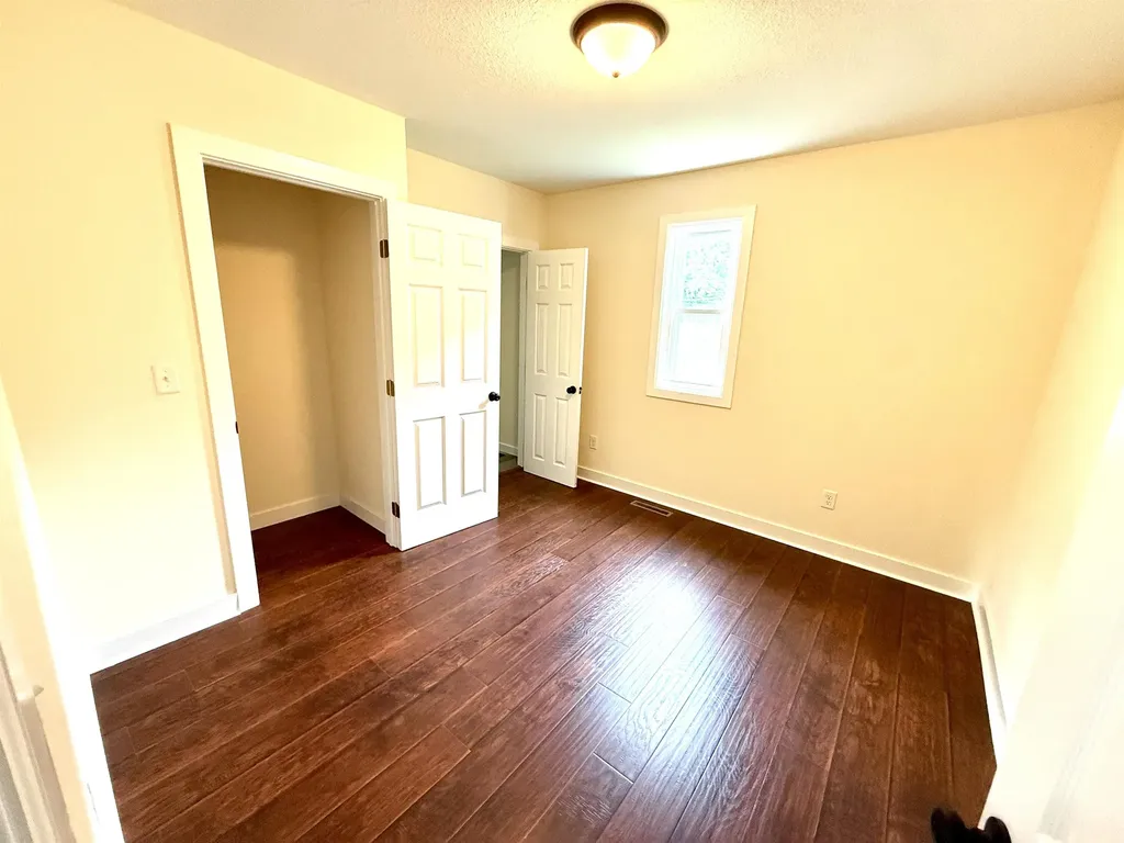 1239 S Main Street Wichita KS 67213