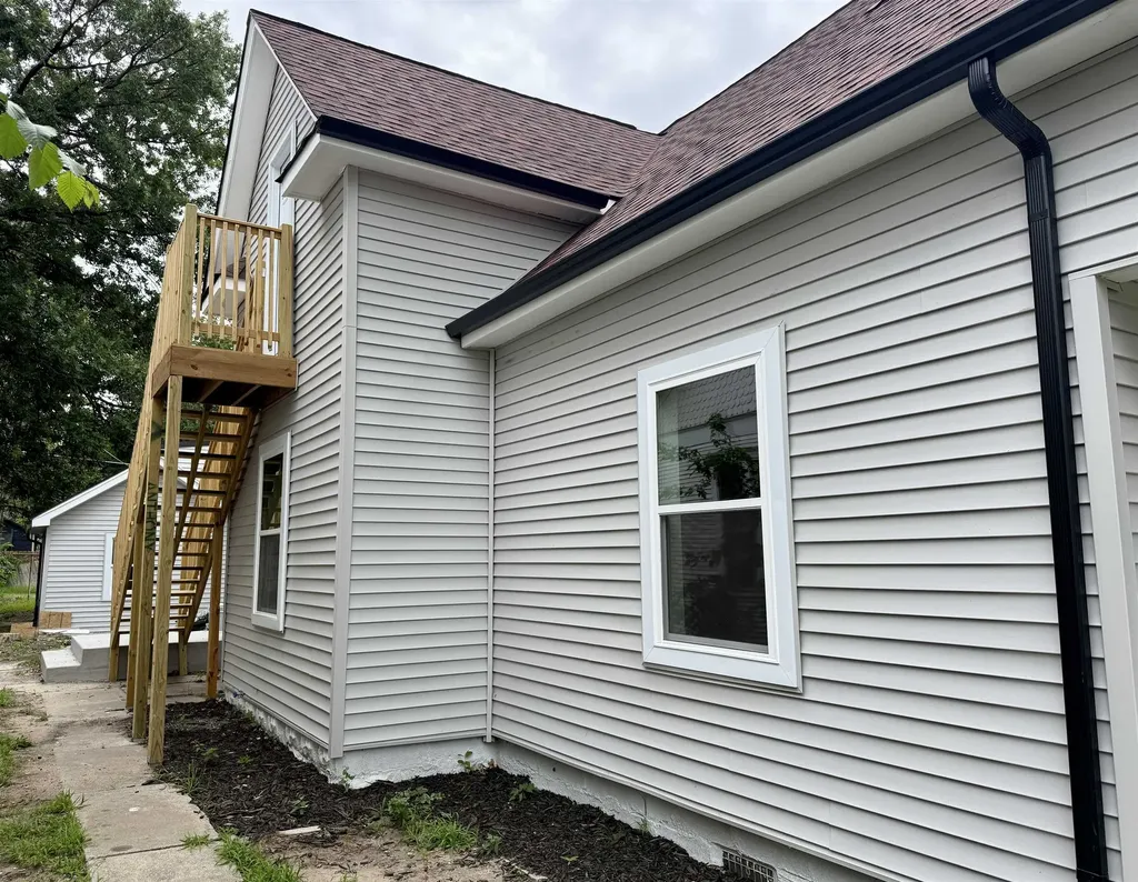 1239 S Main Street Wichita KS 67213