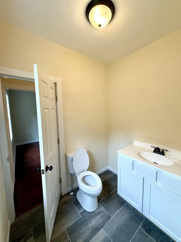 1239 S Main Street Wichita KS 67213