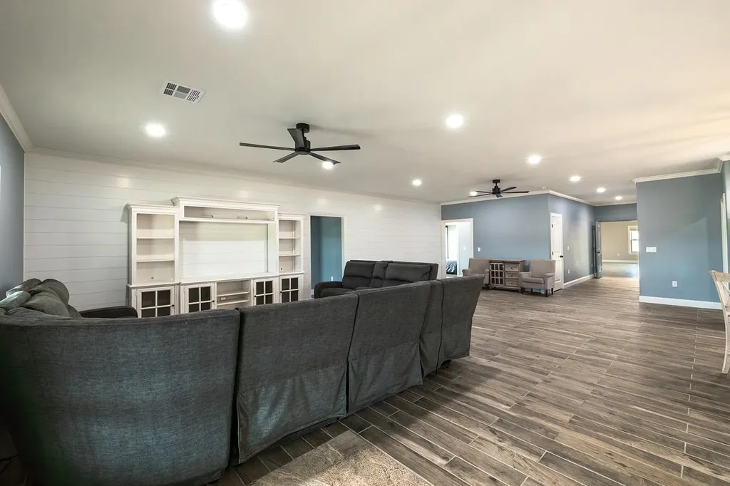 3496 SW 100th Augusta KS 67010