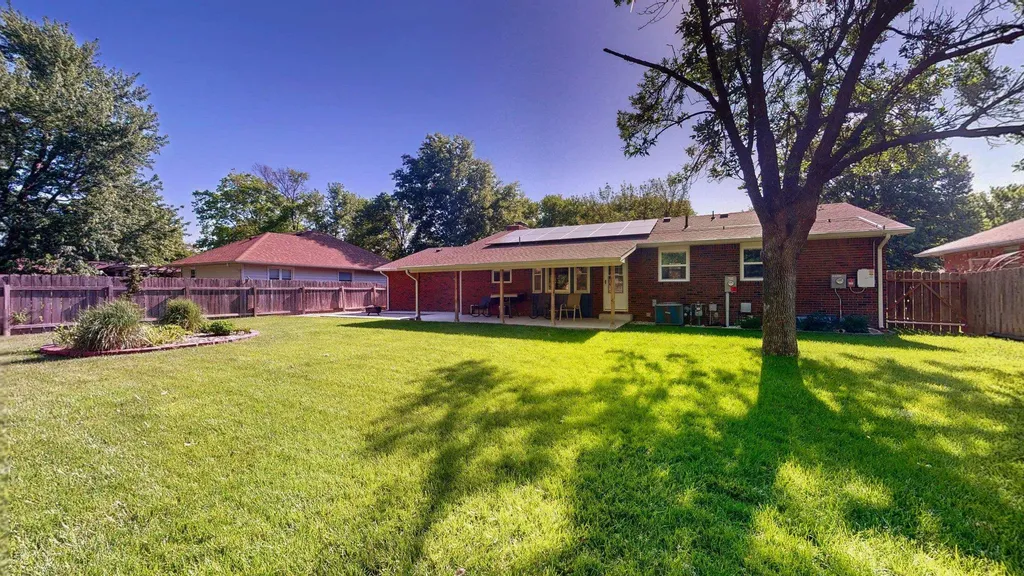 1357 N Valleyview Street Wichita KS 67212