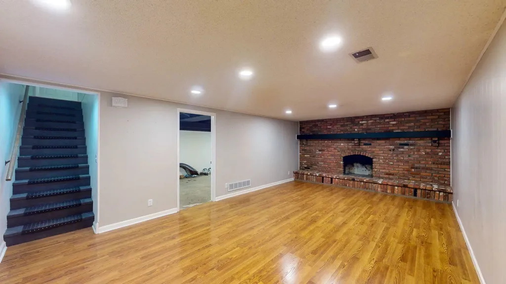 1357 N Valleyview Street Wichita KS 67212
