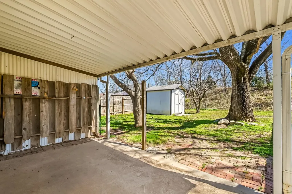 230 Turkle Haysville KS 67060