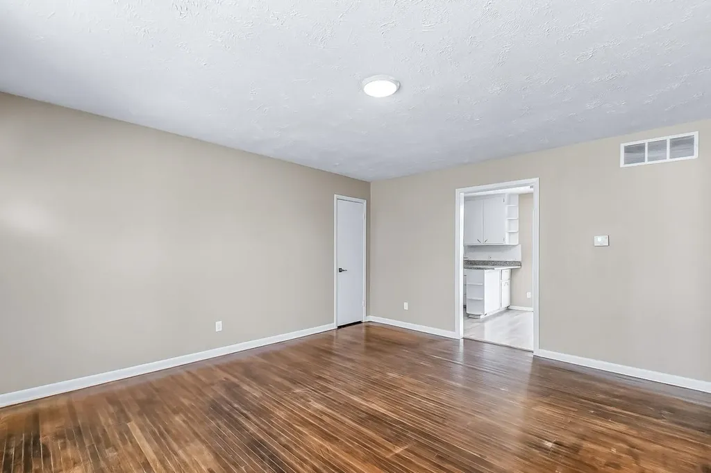 230 Turkle Haysville KS 67060