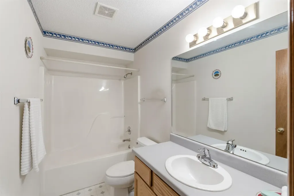 6538 N Longmont Street Park City KS 67219