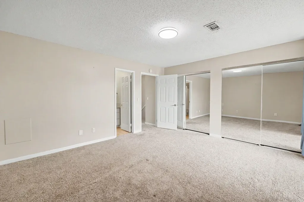 16 Chisholm Creek Wichita KS 67226