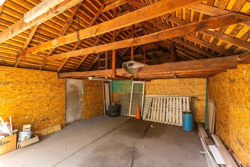 1952 S Emporia Avenue Wichita KS 67211