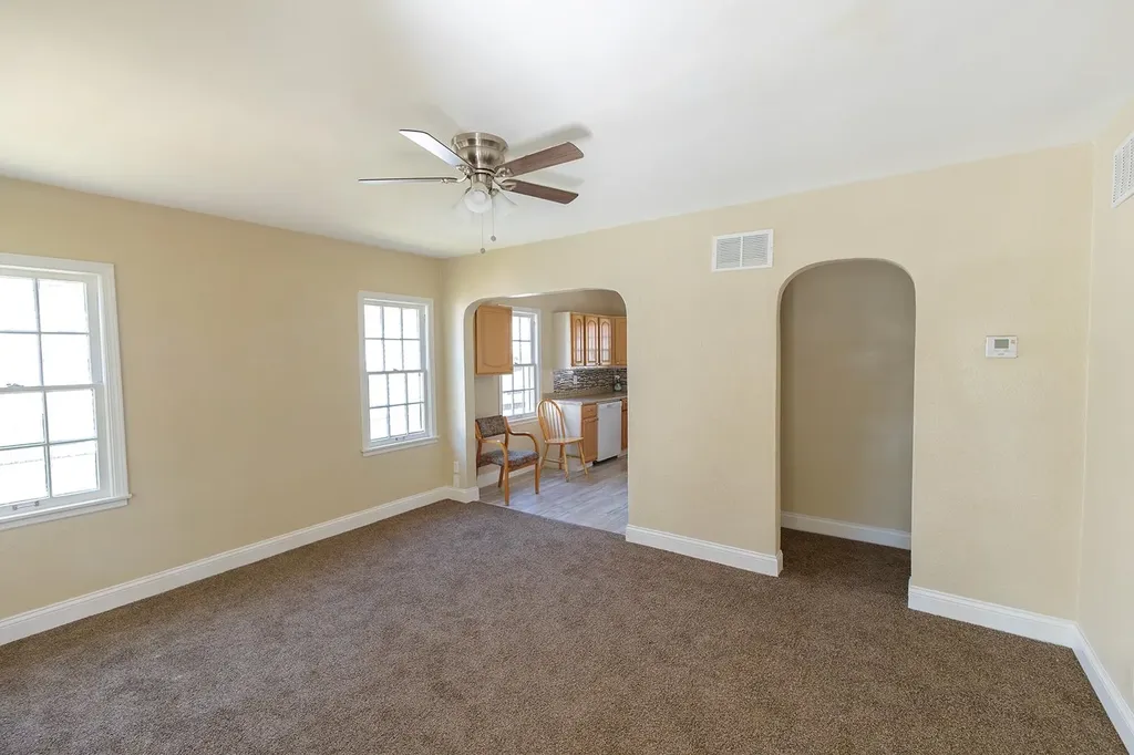 1952 S Emporia Avenue Wichita KS 67211