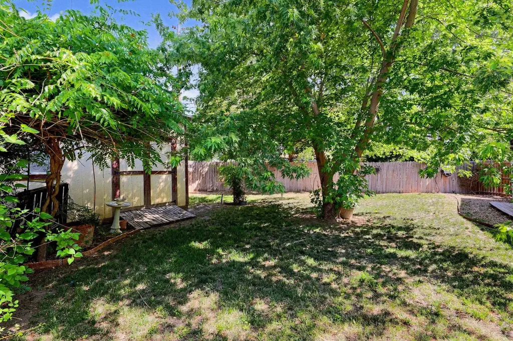 427 Ivah Haysville KS 67060