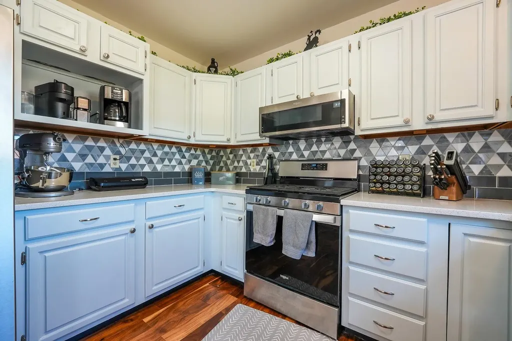 1214 Mccaskey Drive Rose Hill KS 67133