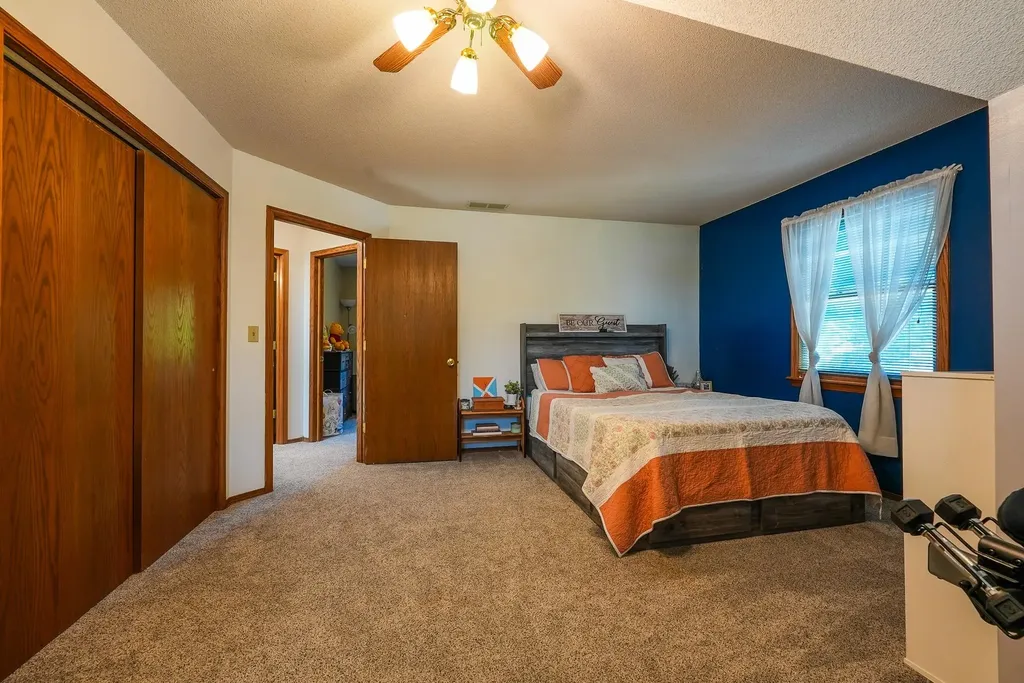 1214 Mccaskey Drive Rose Hill KS 67133