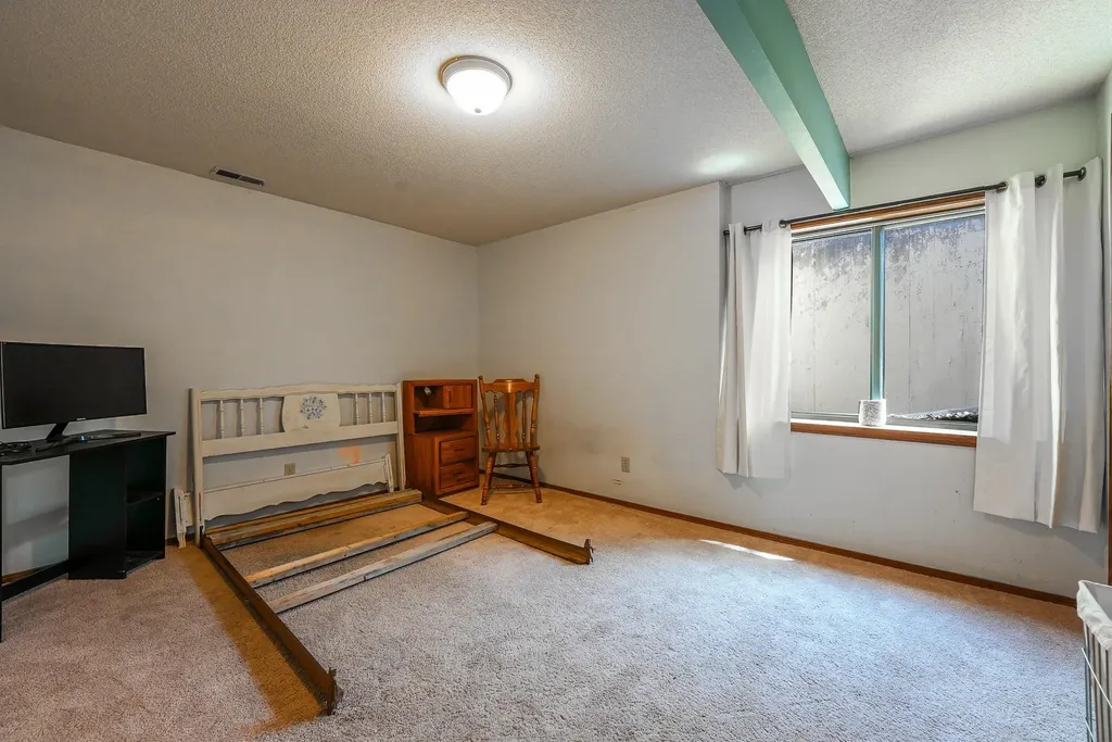 1214 Mccaskey Drive Rose Hill KS 67133