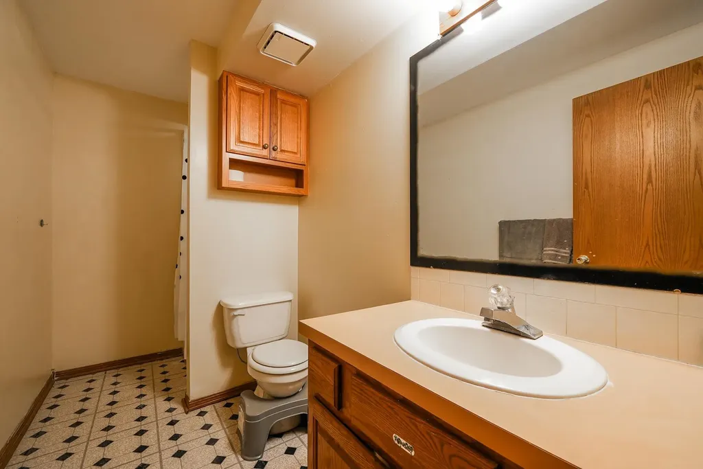 1214 Mccaskey Drive Rose Hill KS 67133