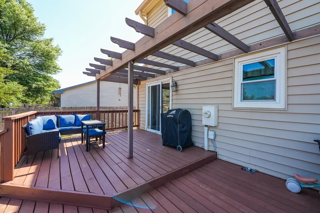 1214 Mccaskey Drive Rose Hill KS 67133