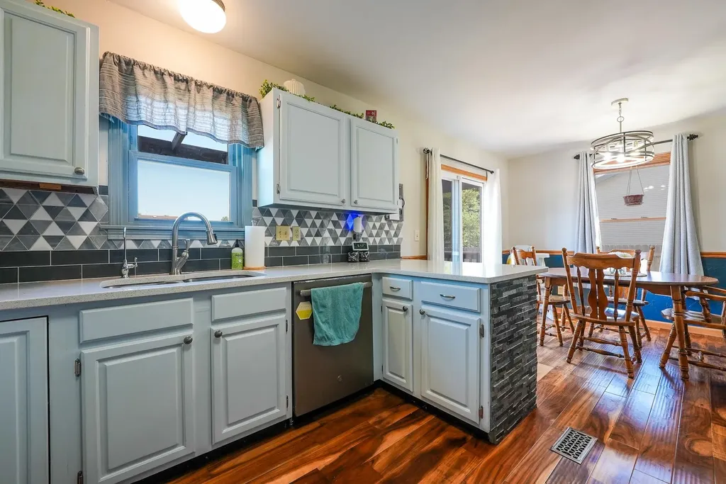 1214 Mccaskey Drive Rose Hill KS 67133