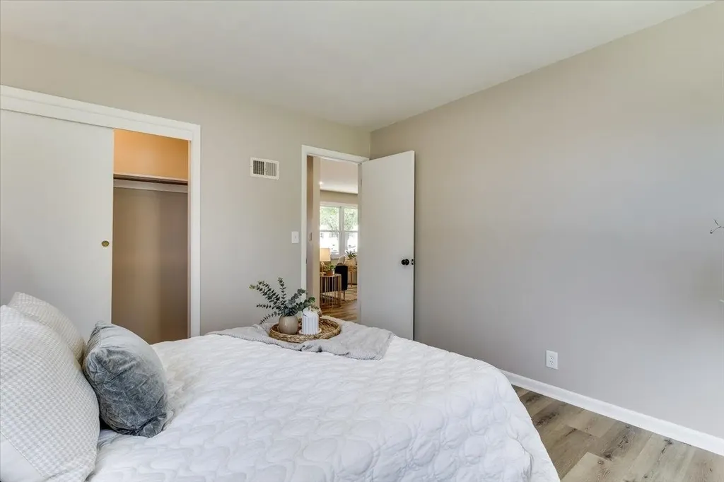 520 Harvey Street Halstead KS 67056