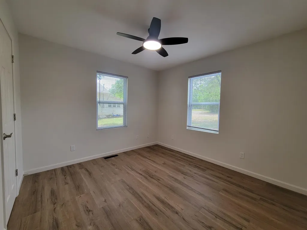 914 N Blaine Wellington KS 67152