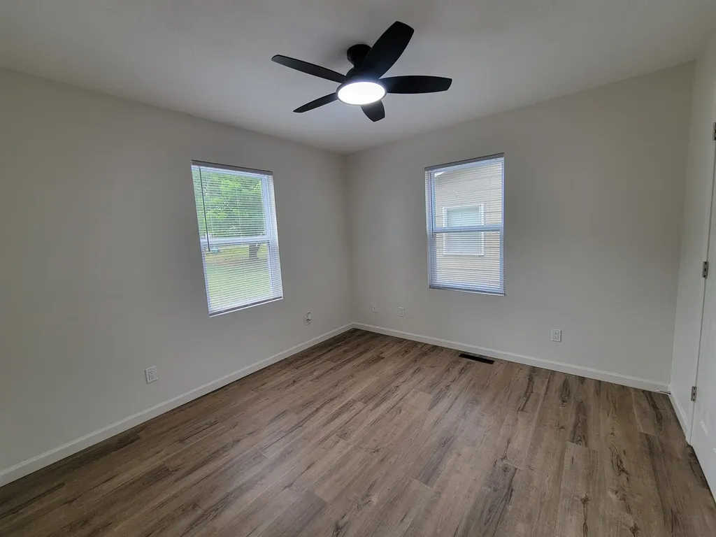 914 N Blaine Wellington KS 67152