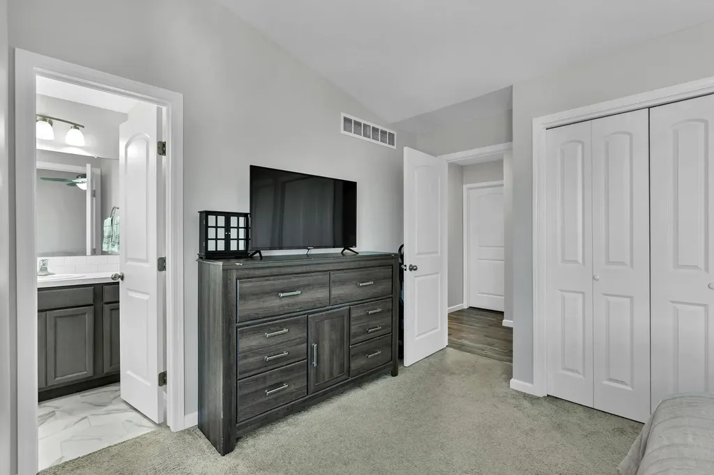 822 S Cattail Circle Haysville KS 67060