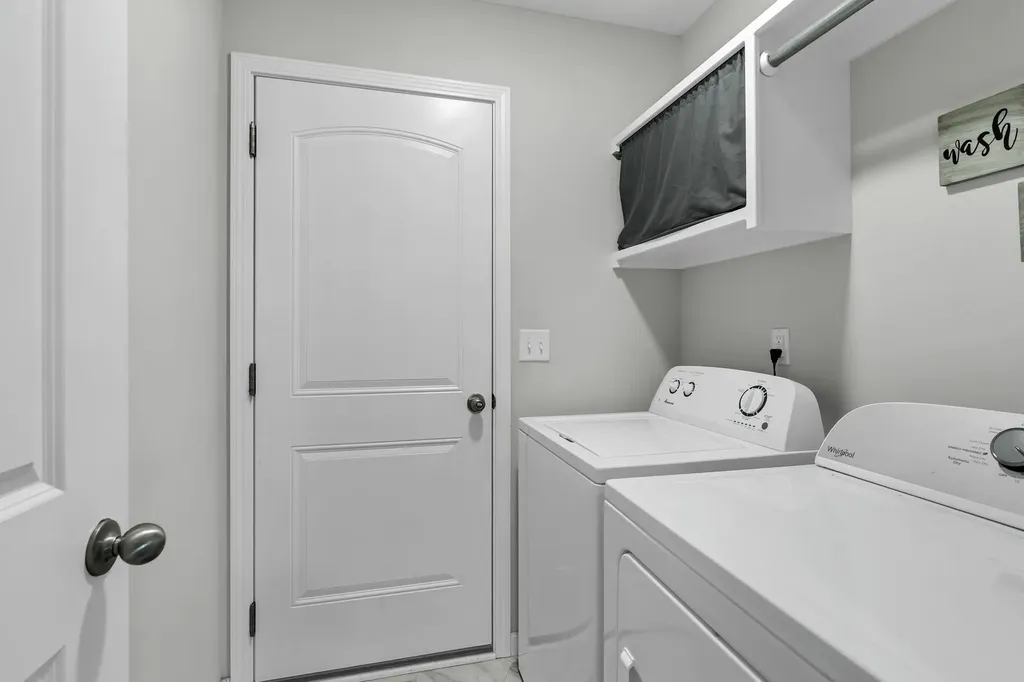 822 S Cattail Circle Haysville KS 67060