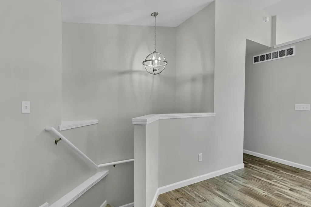 822 S Cattail Circle Haysville KS 67060