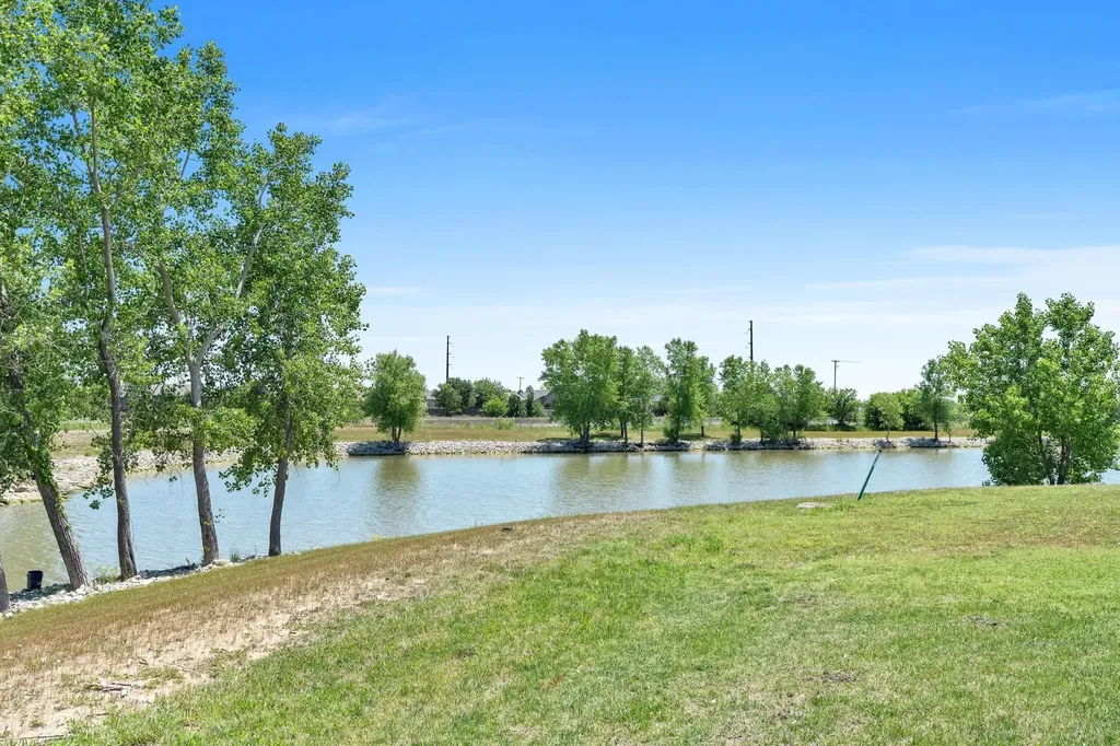 822 S Cattail Circle Haysville KS 67060