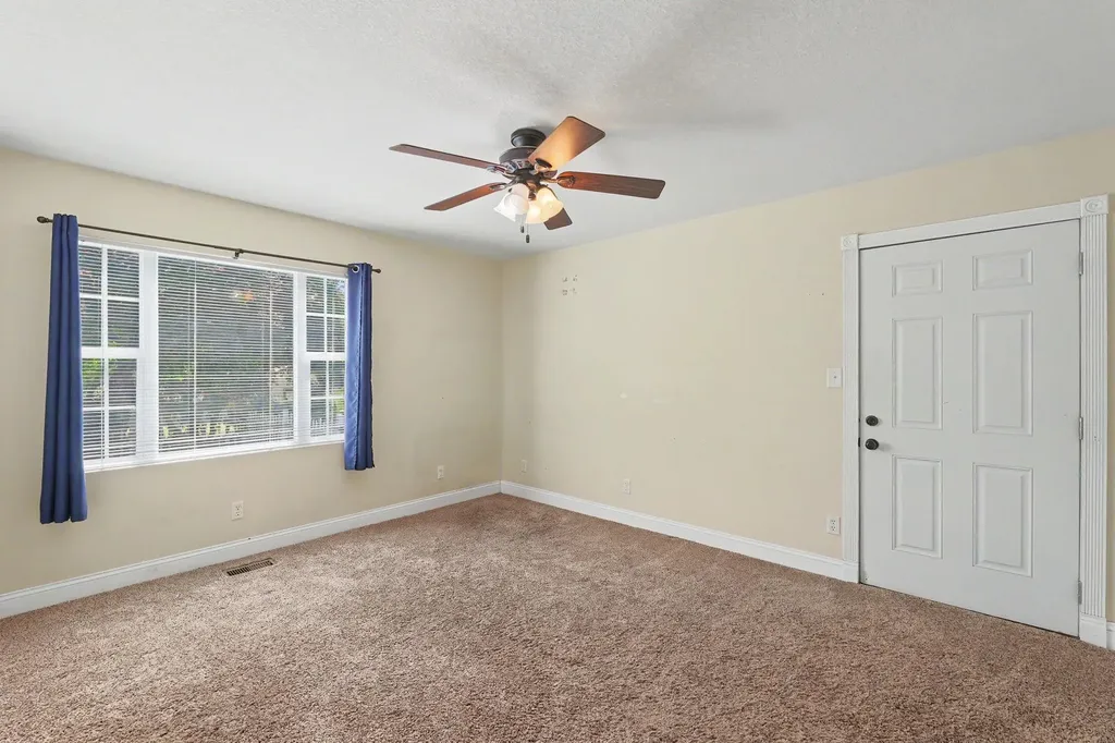 21424 SW County Line Road Rose Hill KS 67133
