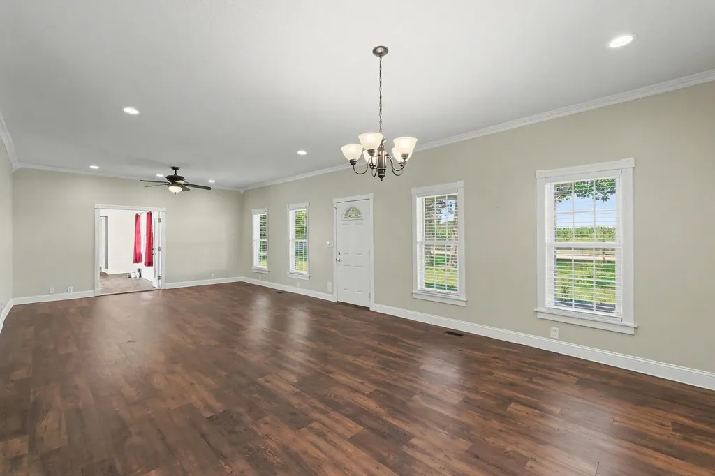 21424 SW County Line Road Rose Hill KS 67133