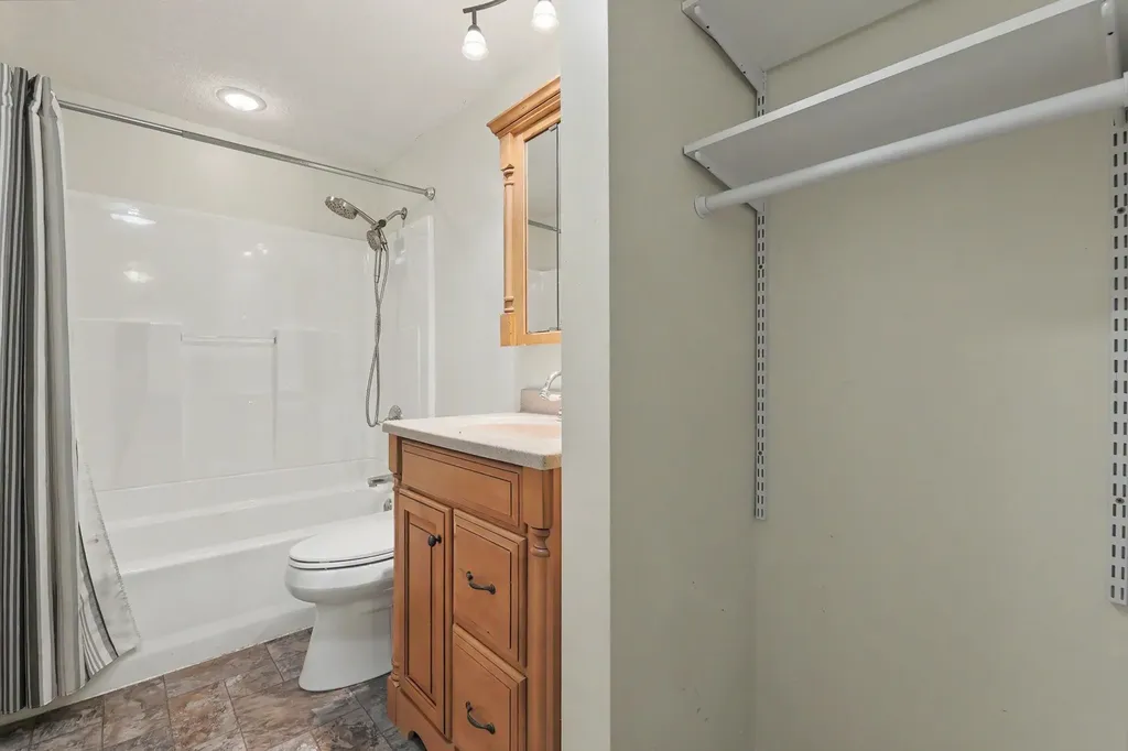 21424 SW County Line Road Rose Hill KS 67133