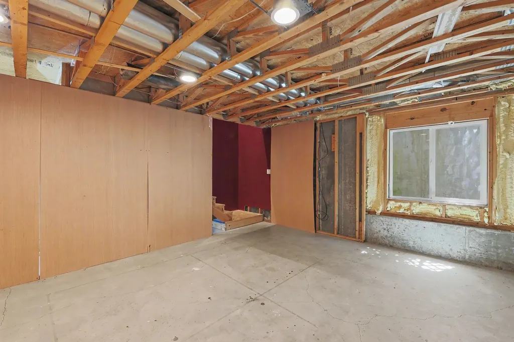 21424 SW County Line Road Rose Hill KS 67133