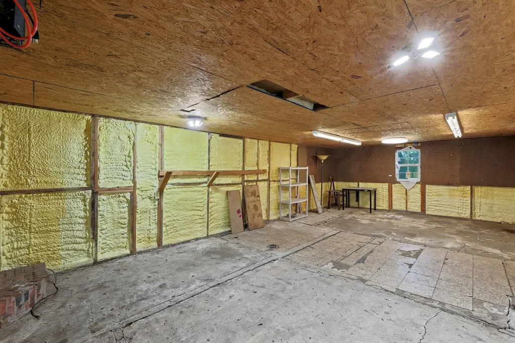 21424 SW County Line Road Rose Hill KS 67133