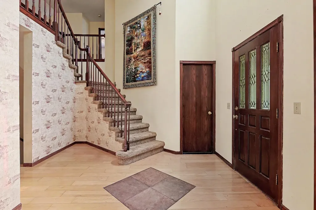 1215 N Fieldcrest Court Wichita KS 67212