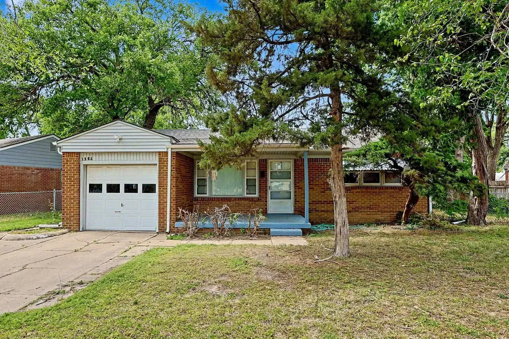 1526 E Donnell Wichita KS 67216