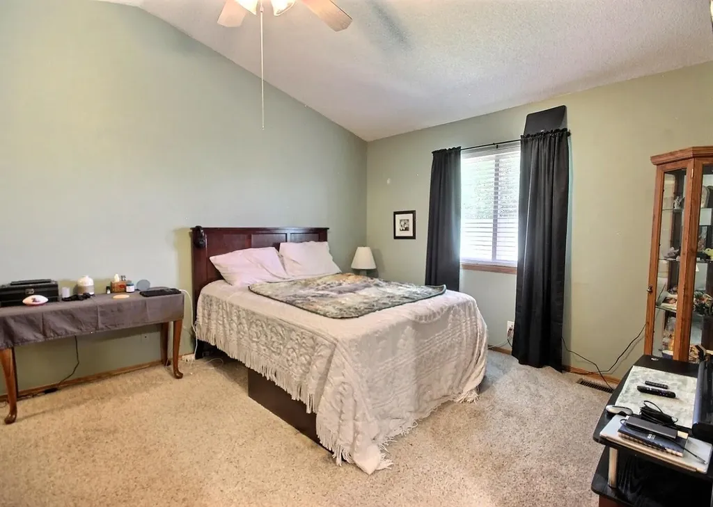 2205 S Shefford Street Wichita KS 67209