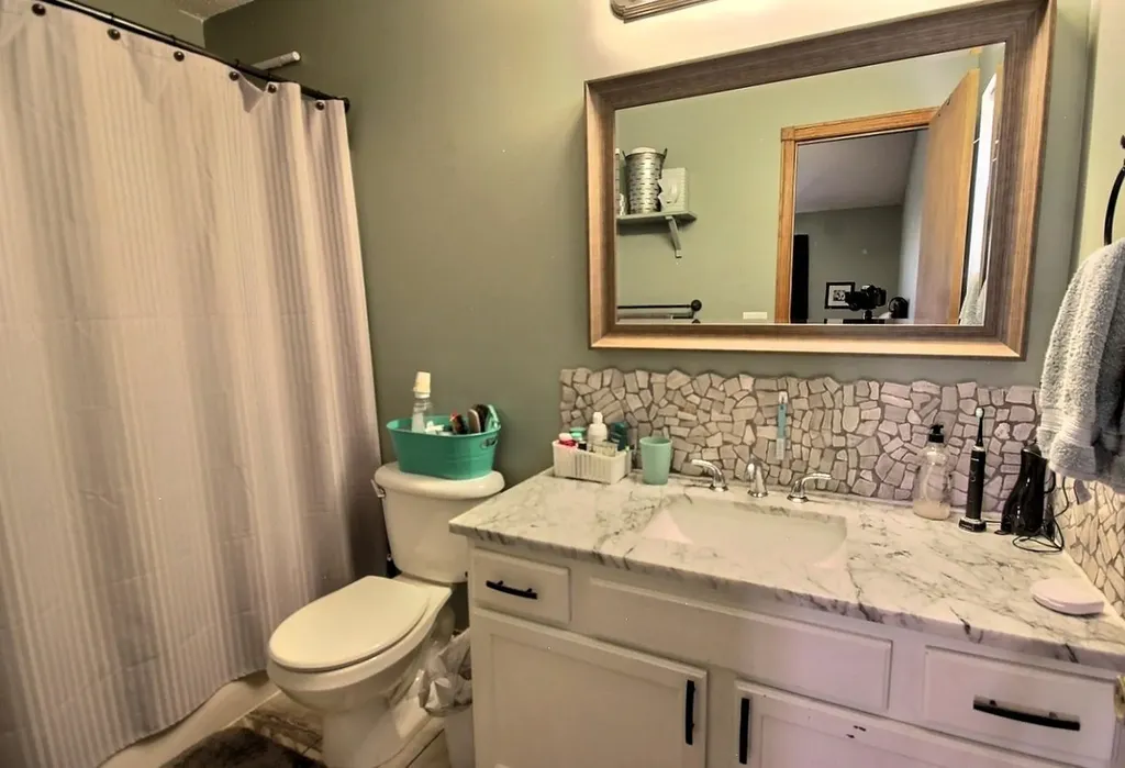 2205 S Shefford Street Wichita KS 67209