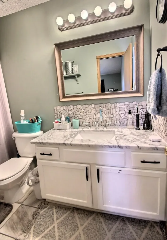 2205 S Shefford Street Wichita KS 67209